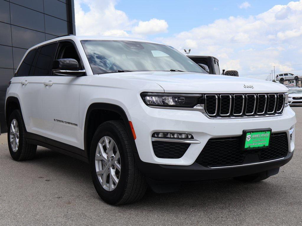 used 2024 Jeep Grand Cherokee car, priced at $31,199
