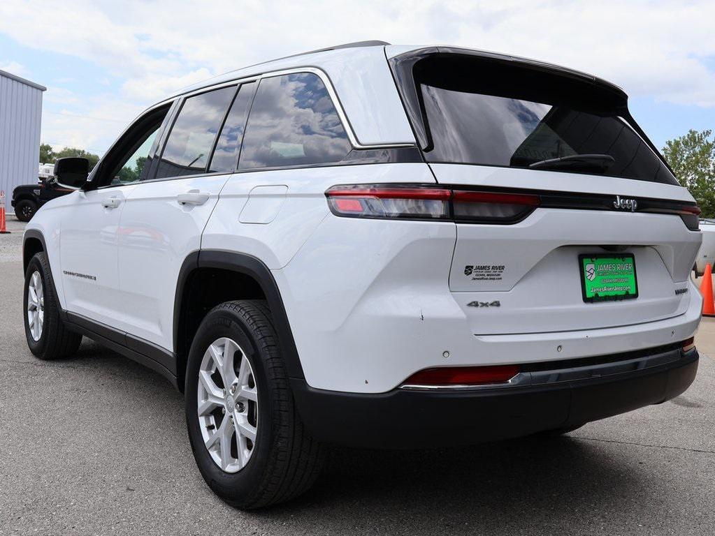 used 2024 Jeep Grand Cherokee car, priced at $31,199