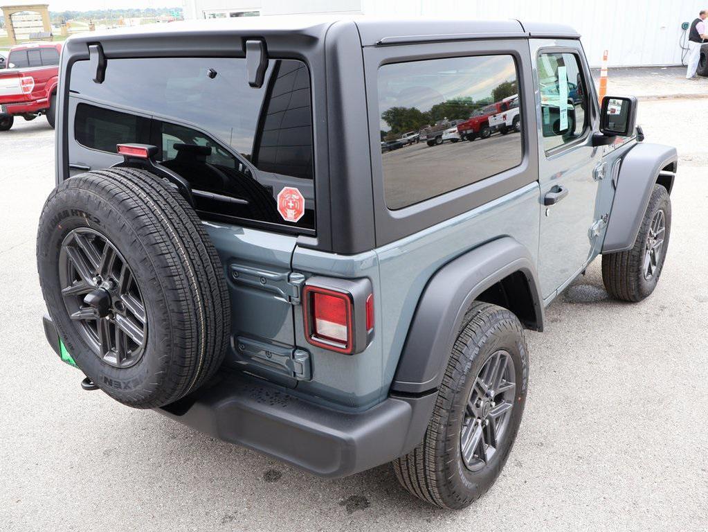 new 2026 Jeep Wrangler car, priced at $47,619
