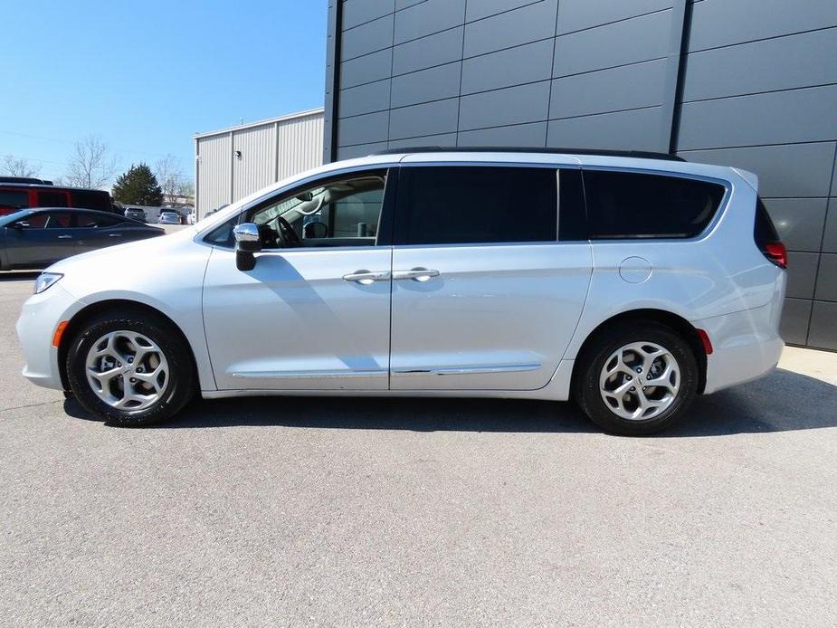 used 2023 Chrysler Pacifica car, priced at $31,699