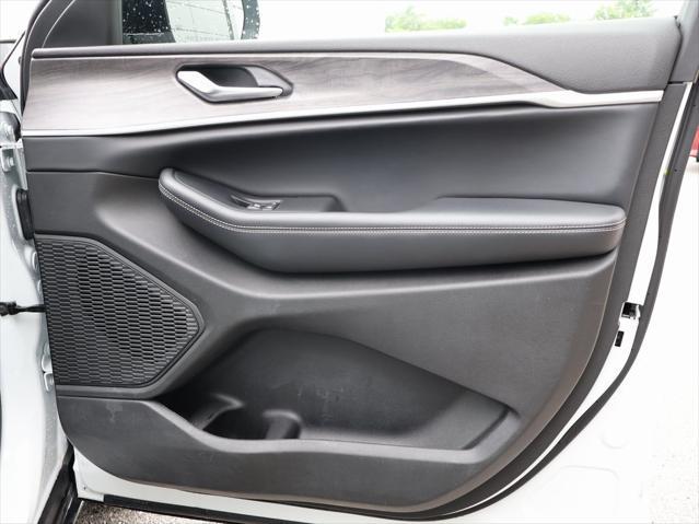 used 2023 Jeep Grand Cherokee L car, priced at $30,299