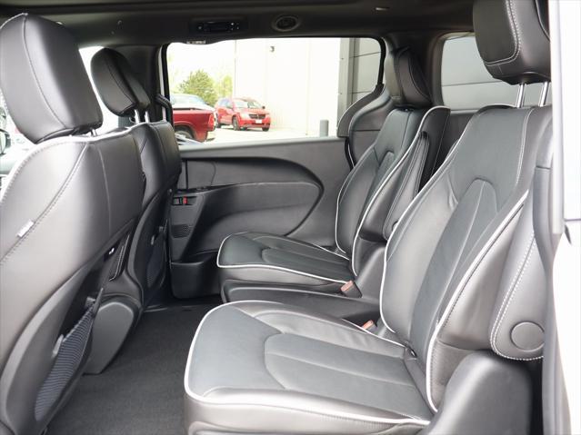 new 2025 Chrysler Pacifica Hybrid car, priced at $50,800