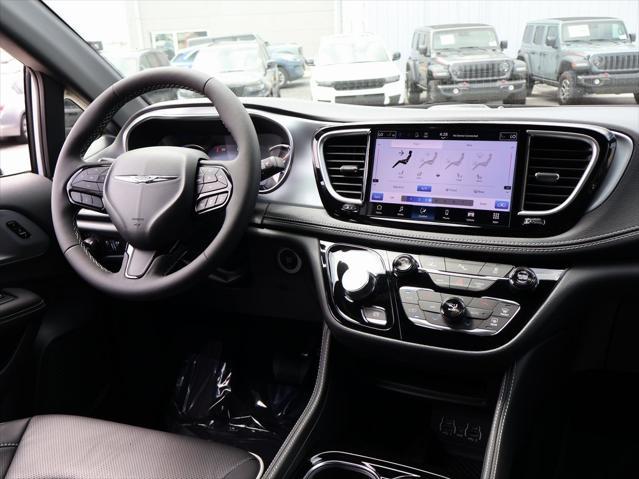 new 2025 Chrysler Pacifica Hybrid car, priced at $50,800