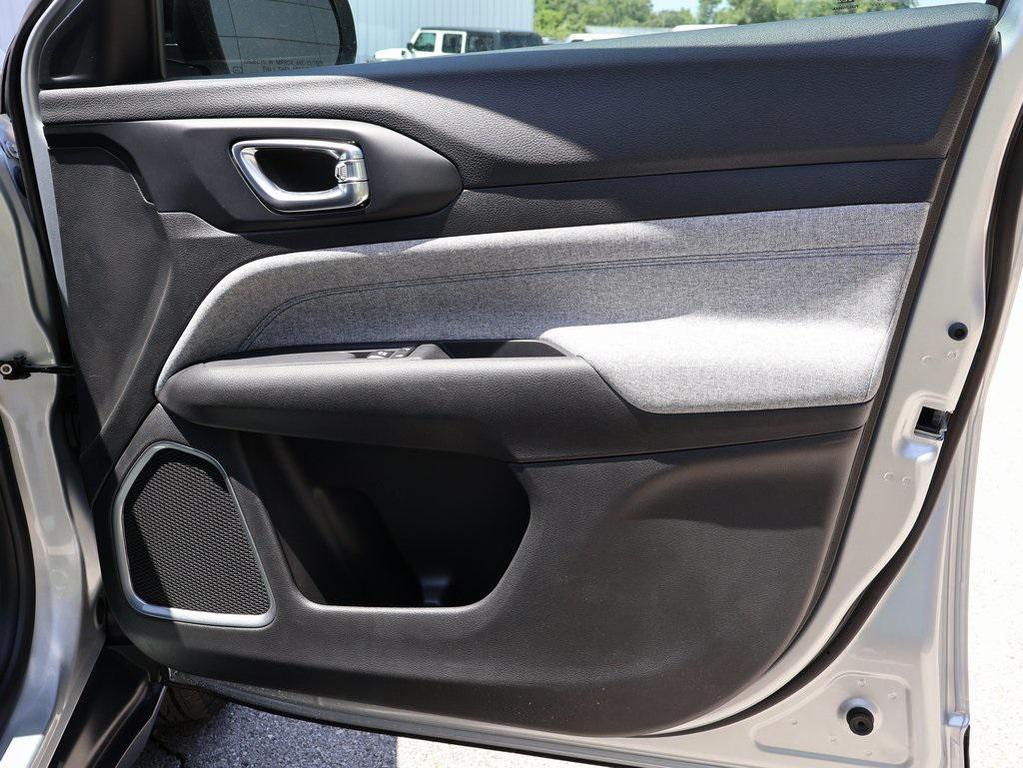 new 2025 Jeep Compass car
