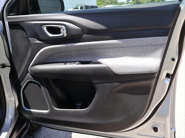 new 2025 Jeep Compass car