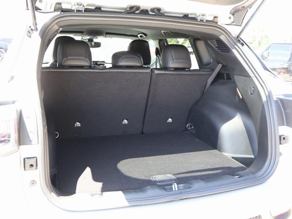 new 2025 Jeep Compass car