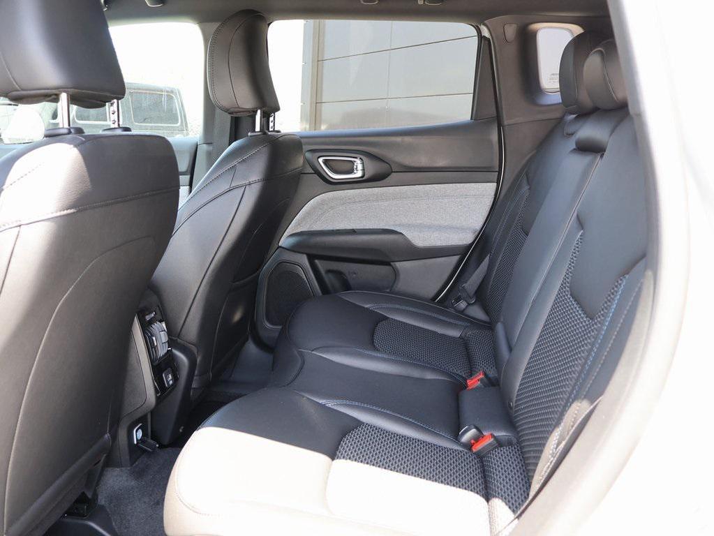 new 2025 Jeep Compass car