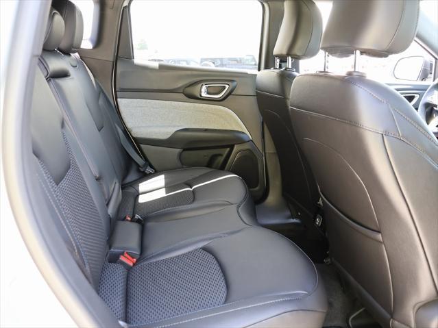 new 2025 Jeep Compass car