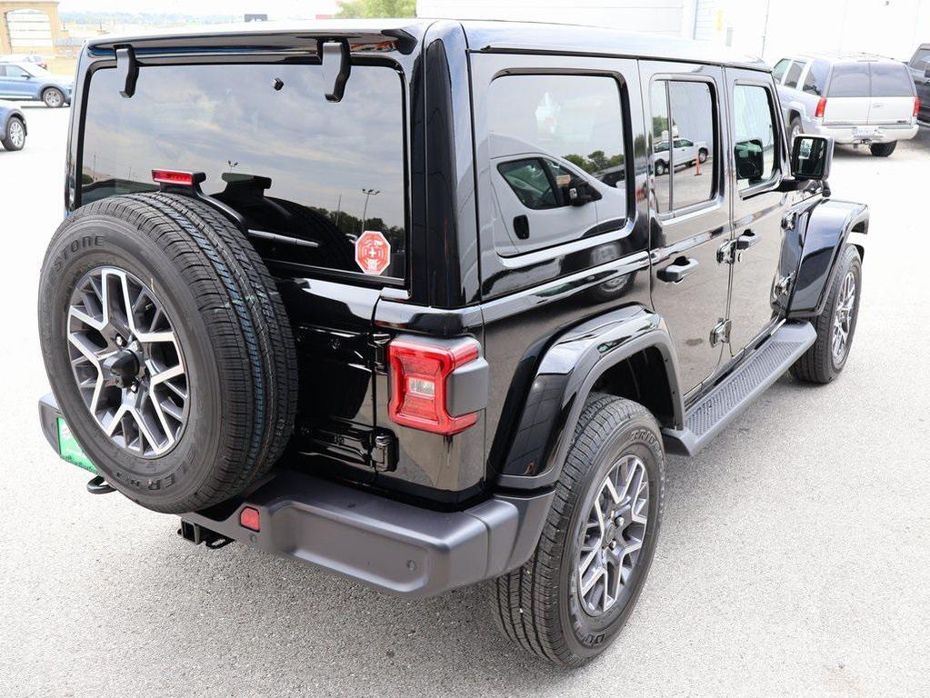 new 2025 Jeep Wrangler car, priced at $52,726