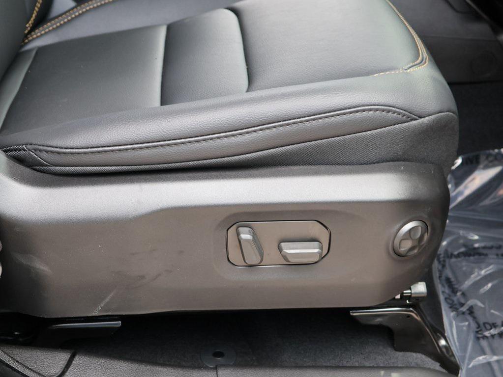 new 2025 Jeep Wrangler car, priced at $52,726