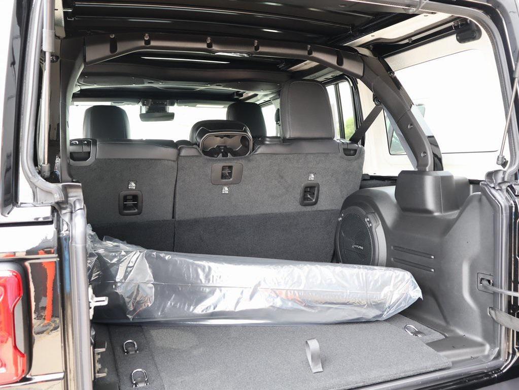 new 2025 Jeep Wrangler car, priced at $52,726