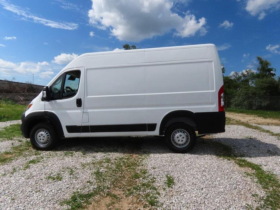 new 2024 Ram ProMaster 2500 car, priced at $52,370