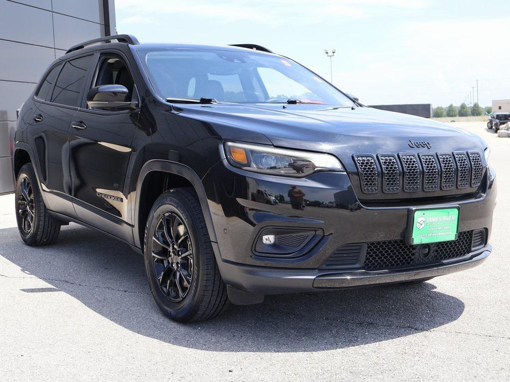 used 2023 Jeep Cherokee car, priced at $22,694