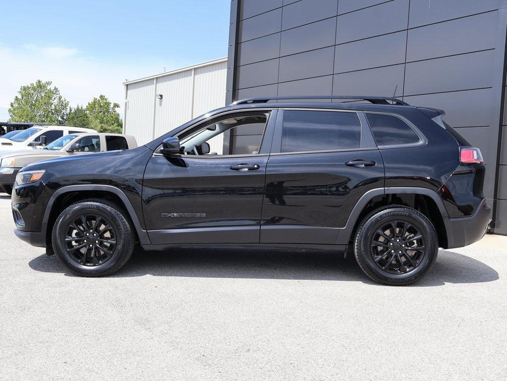used 2023 Jeep Cherokee car, priced at $22,694