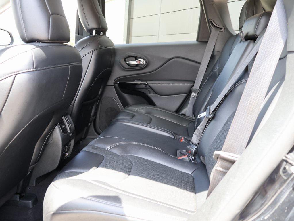 used 2023 Jeep Cherokee car, priced at $22,694