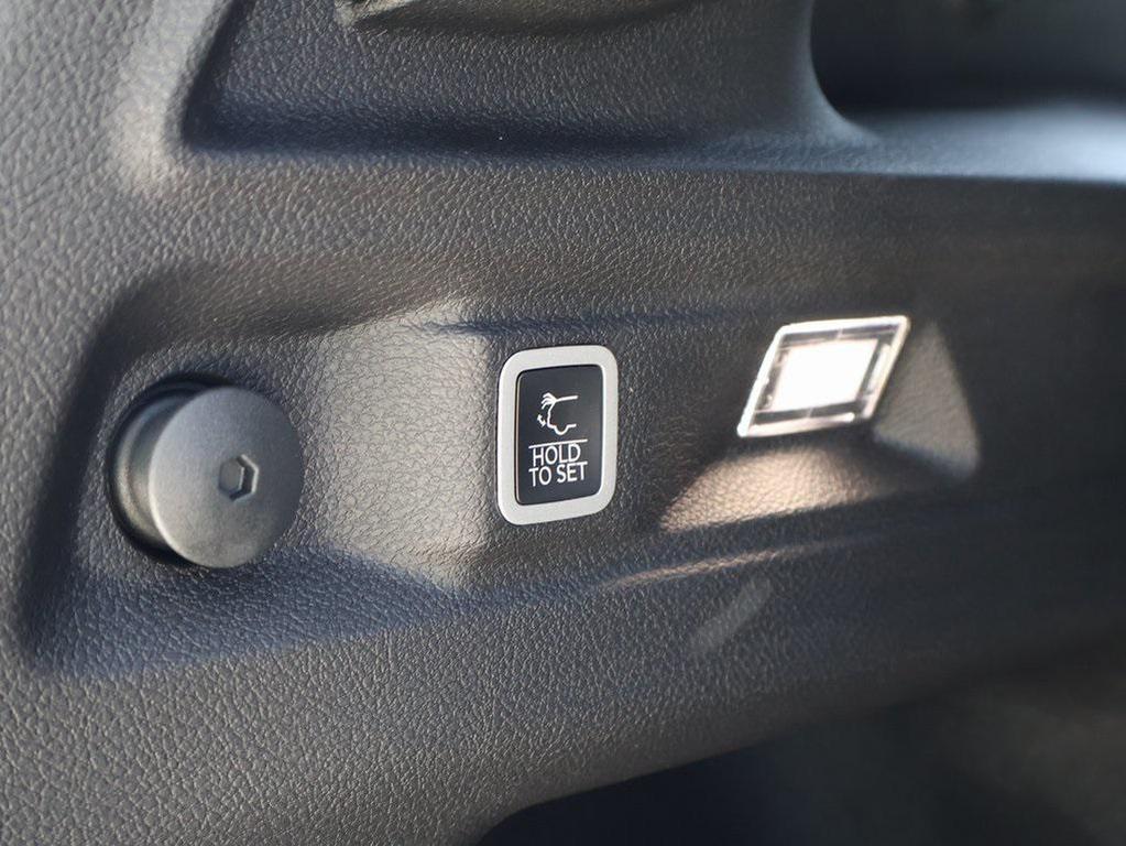 new 2025 Jeep Grand Cherokee L car, priced at $44,727