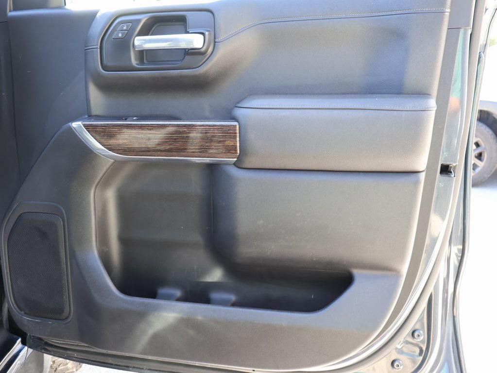 used 2022 GMC Sierra 1500 car, priced at $27,199