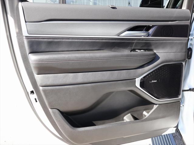 new 2025 Jeep Wagoneer L car, priced at $78,500