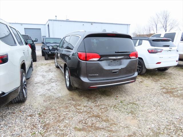 used 2018 Chrysler Pacifica car, priced at $15,775