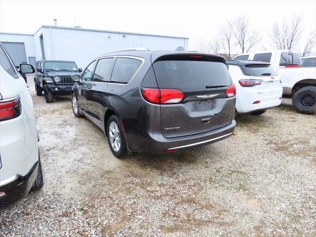 used 2018 Chrysler Pacifica car, priced at $15,775