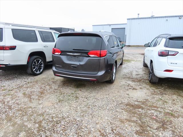 used 2018 Chrysler Pacifica car, priced at $15,775