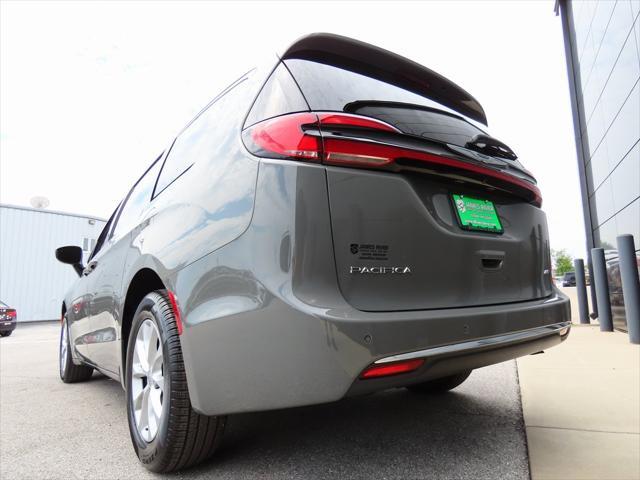 new 2024 Chrysler Pacifica car, priced at $44,690