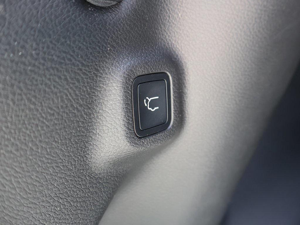 new 2025 Jeep Compass car, priced at $33,499