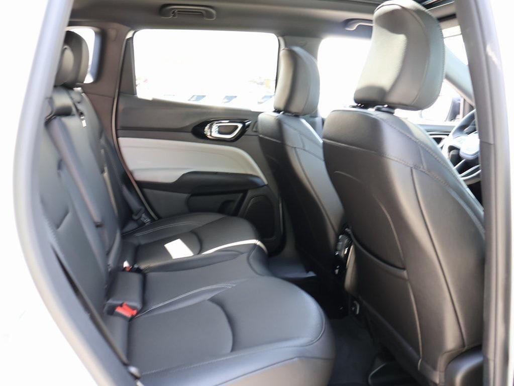 new 2025 Jeep Compass car, priced at $33,499
