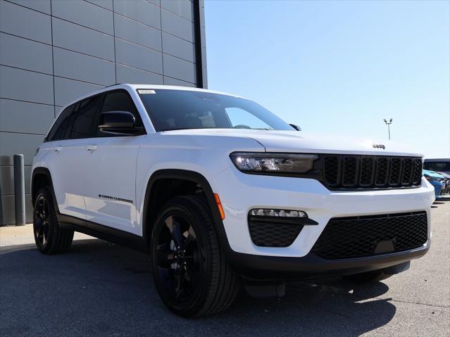new 2025 Jeep Grand Cherokee car, priced at $44,640