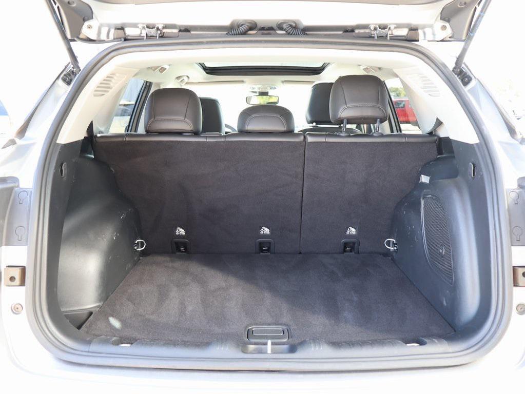 used 2022 Jeep Compass car, priced at $20,499