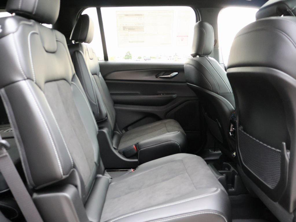 new 2025 Jeep Grand Cherokee L car, priced at $45,380