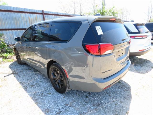 used 2020 Chrysler Pacifica car, priced at $19,999