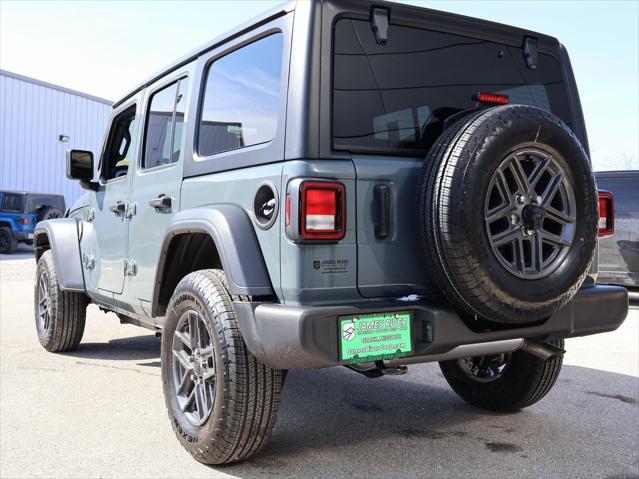 new 2025 Jeep Wrangler car, priced at $46,573