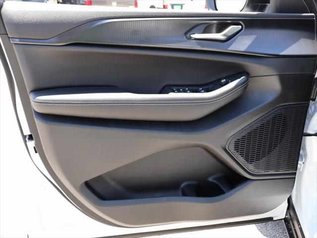 new 2025 Jeep Grand Cherokee car, priced at $36,845