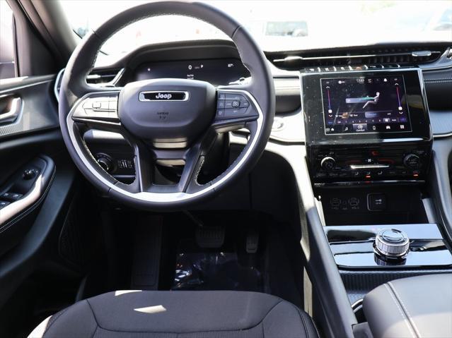 new 2025 Jeep Grand Cherokee car, priced at $36,845