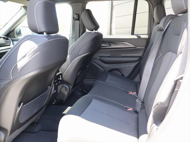 new 2025 Jeep Grand Cherokee car, priced at $36,845