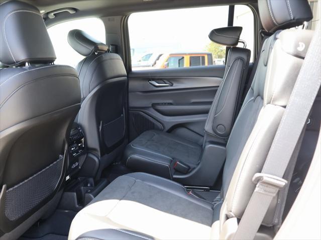 new 2025 Jeep Grand Cherokee L car, priced at $41,492
