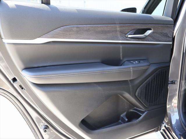 new 2025 Jeep Grand Cherokee L car, priced at $48,727