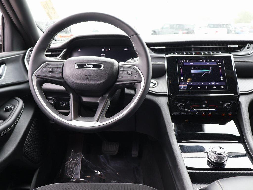 used 2024 Jeep Grand Cherokee L car, priced at $27,399