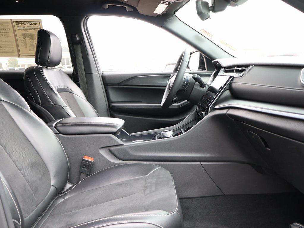 used 2024 Jeep Grand Cherokee L car, priced at $27,399