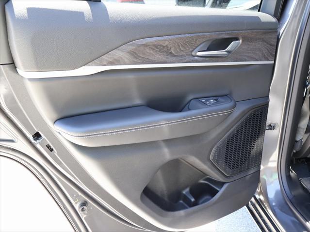 new 2025 Jeep Grand Cherokee car, priced at $46,690