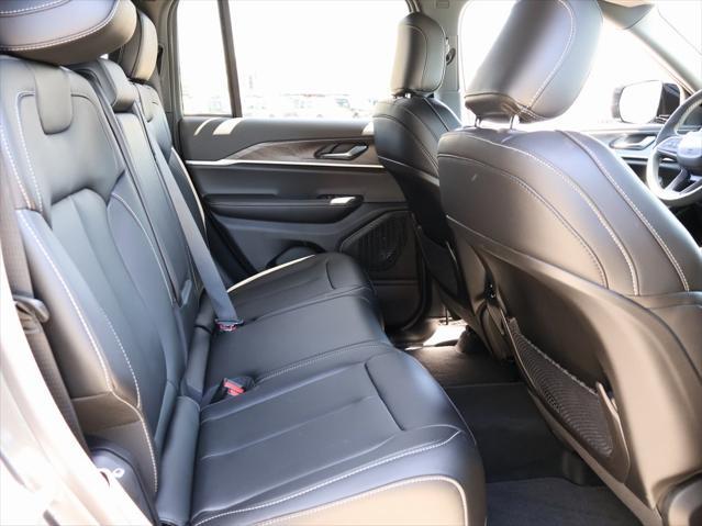 new 2025 Jeep Grand Cherokee car, priced at $46,690