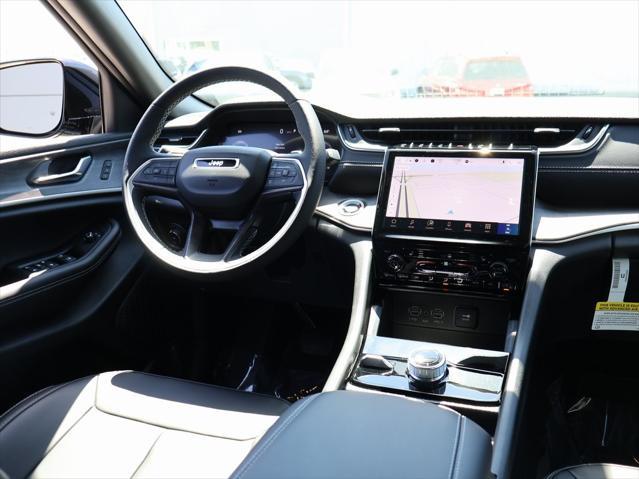 new 2025 Jeep Grand Cherokee car, priced at $46,690