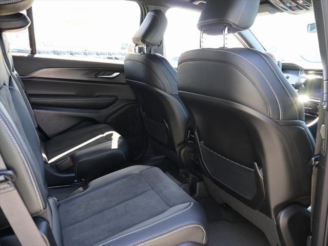 new 2025 Jeep Grand Cherokee L car, priced at $42,876