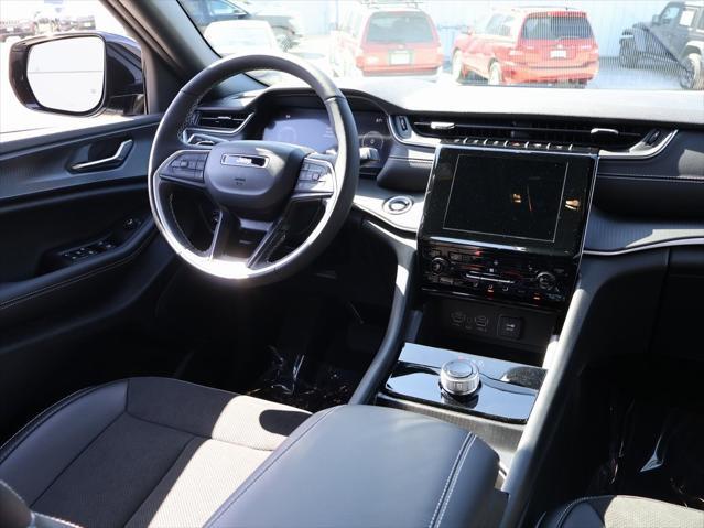 new 2025 Jeep Grand Cherokee L car, priced at $42,876