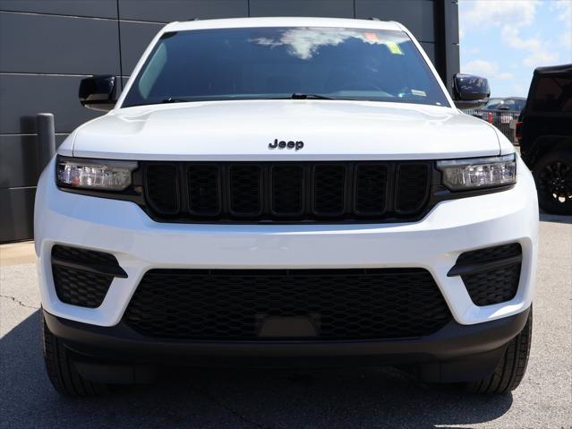 used 2024 Jeep Grand Cherokee car, priced at $34,999
