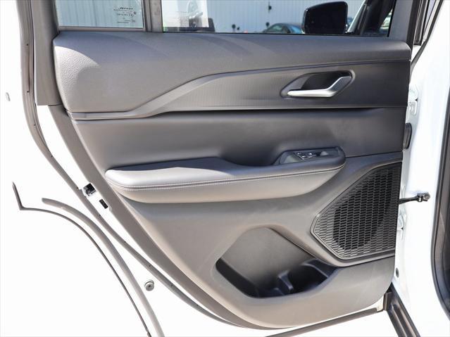 used 2024 Jeep Grand Cherokee car, priced at $34,999
