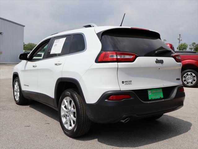 used 2015 Jeep Cherokee car, priced at $13,290