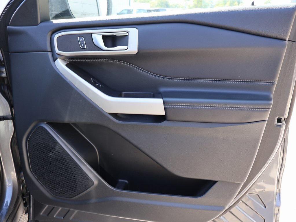 used 2022 Ford Explorer car, priced at $31,399