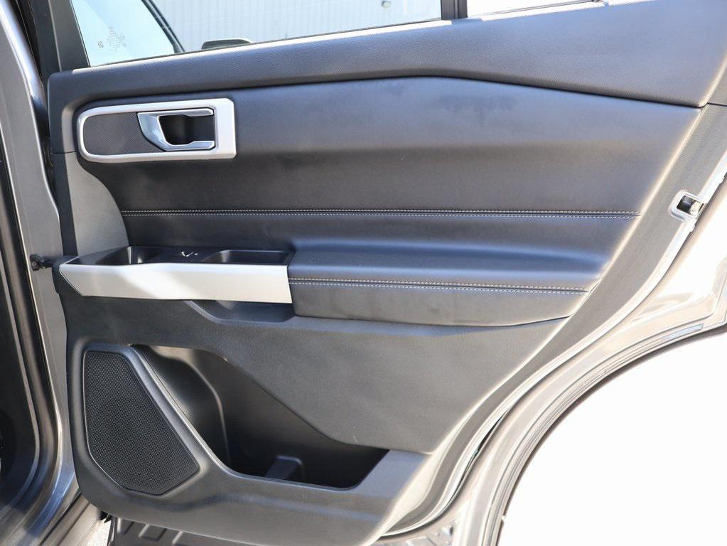 used 2022 Ford Explorer car, priced at $31,399